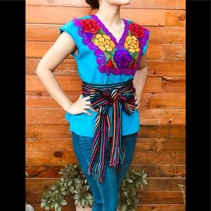 🌹💐 Beautiful Handmade Mexican Wrap/ Shawl💐🌹